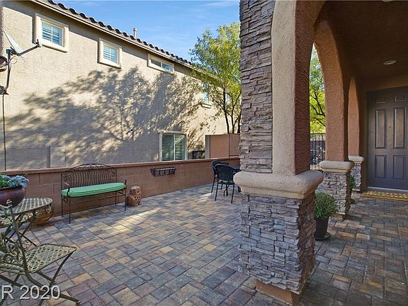 2nd image of 1004 Ambrosia Dr