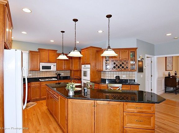 2nd image of 1203 McClurg Dr