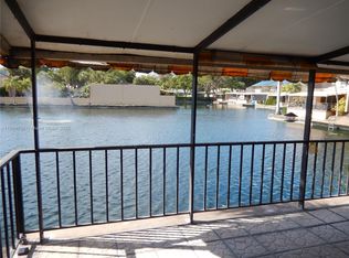 16000 Kilmarnock Dr, Miami Lakes, FL 33014