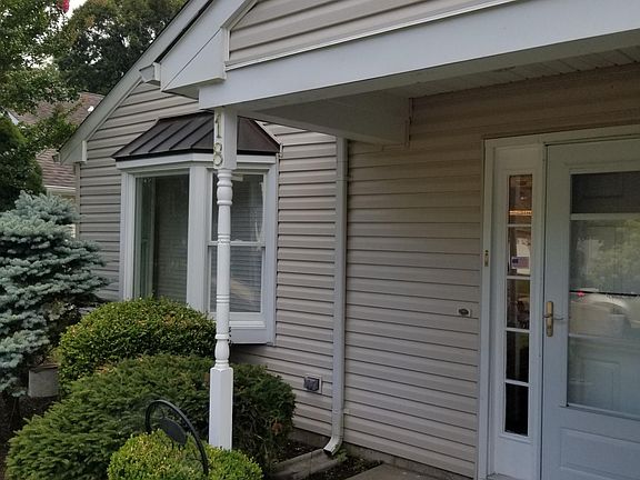 4th image of 18 Mallard Dr