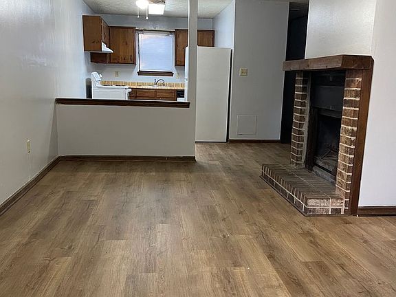 2nd image of 137 Christy Ct