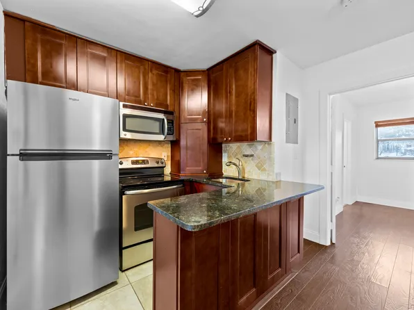 413 SE 16th St APT 4, Fort Lauderdale, FL 33316