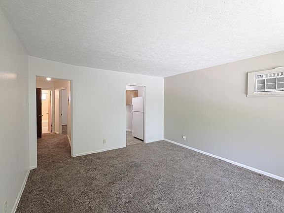5th image of 1637 Euclid Ave #1X1