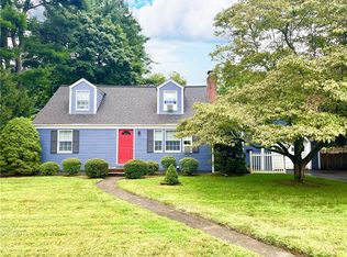 25 Woodland Rd, East Greenwich, RI 02818