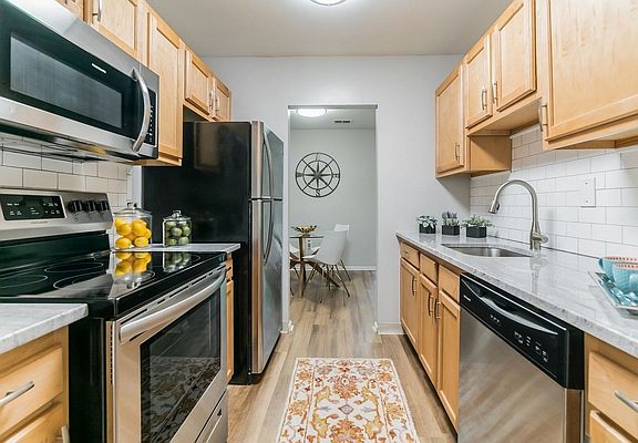 5th image of 601A Country Club Pkwy #D822a
