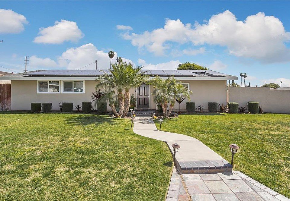 2nd image of 11022 Garden Dr