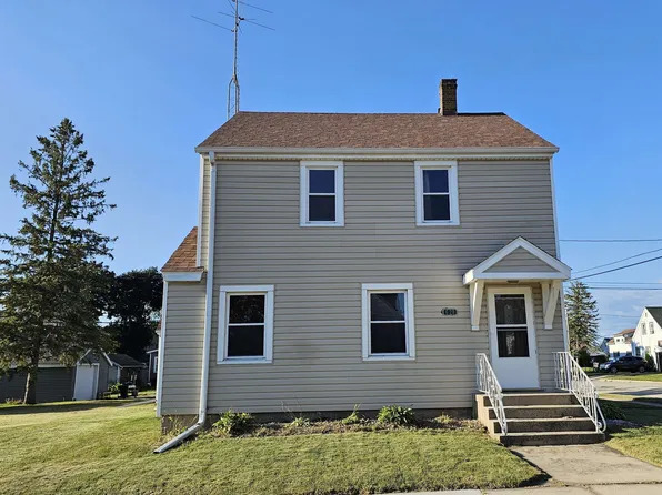 628 Roosevelt St, Waupun, WI 53963