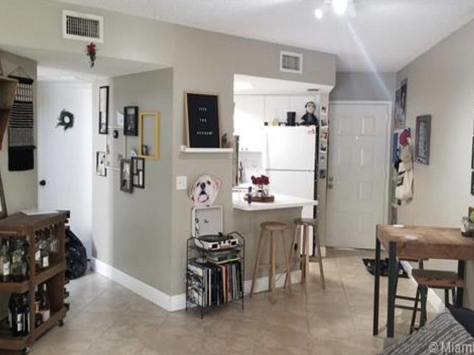 1st image of 8343 Lake Dr APT 202