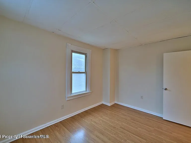 1345 Monsey Ave — Photo 19