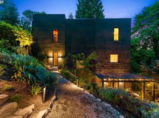 2857 SW Fairview Blvd, Portland, OR 97205