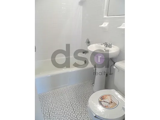 Rented by DSA Realty | media 15