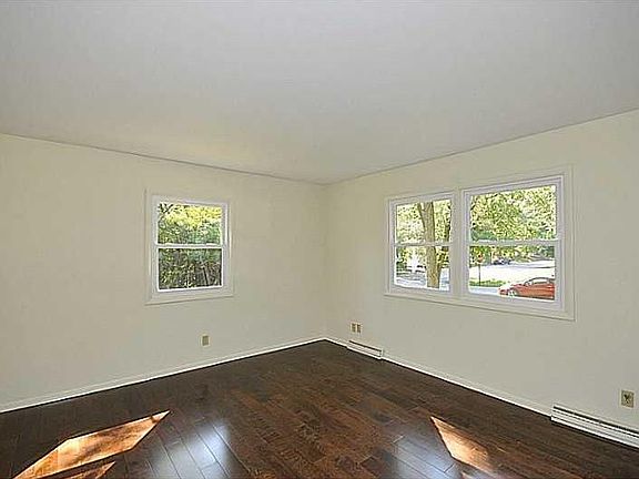 5th image of 5601 Kingsley Dr