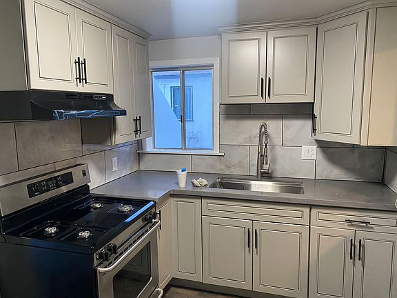 5th image of 9418 Harvard St #9418