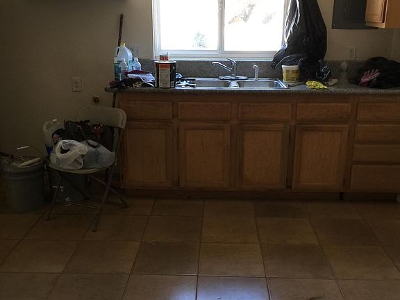 4th image of 338 N Gordon St