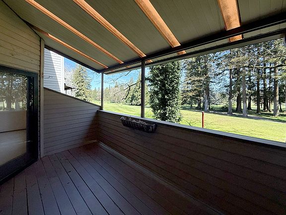 3rd image of 8949 SW Fairview Pl