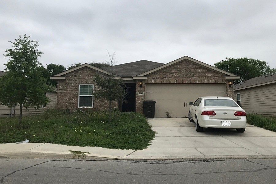 1st image of 6107 Pleasant Lk