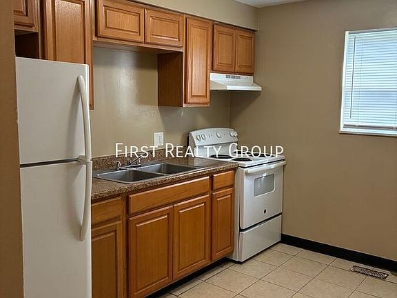 2nd image of 4908 Northcutt Pl #2