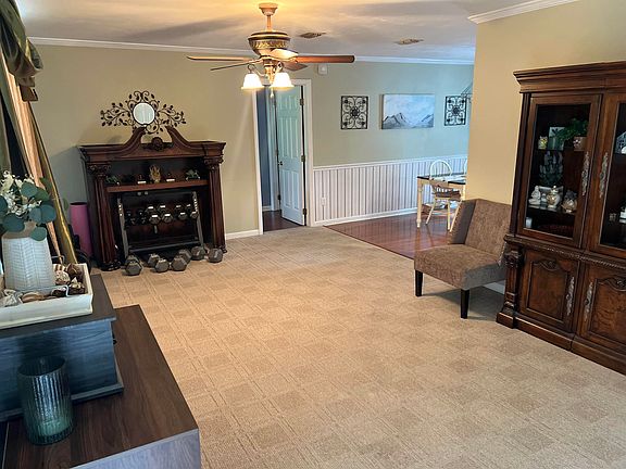 3rd image of 5857 Countryside Dr