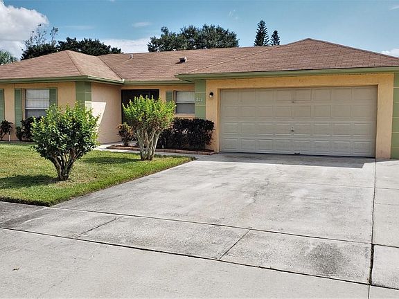 2nd image of 228 Mississippi Woods Ln
