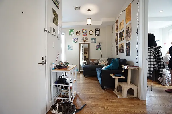 Rented by Rennit Inc. | media 31