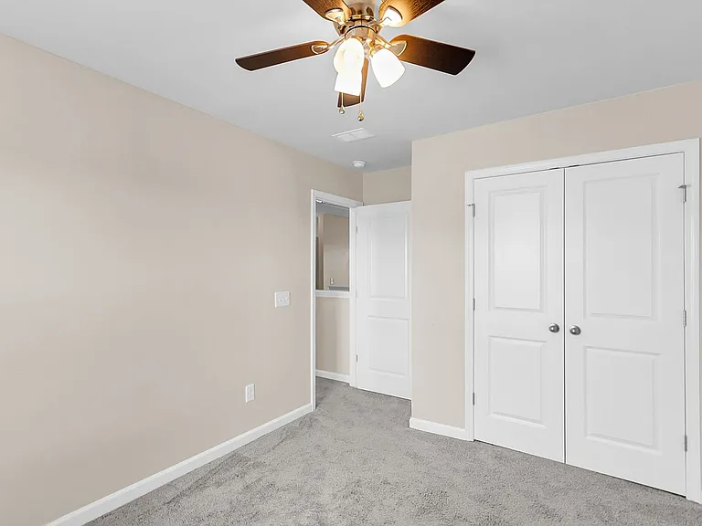1104 Friartuck Trl — Photo 31
