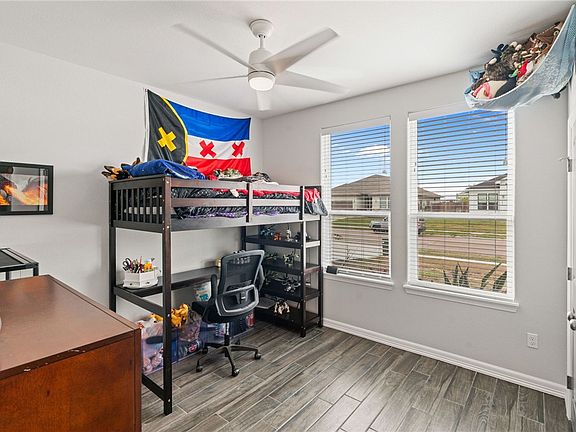 4th image of 1618 Elm View Dr