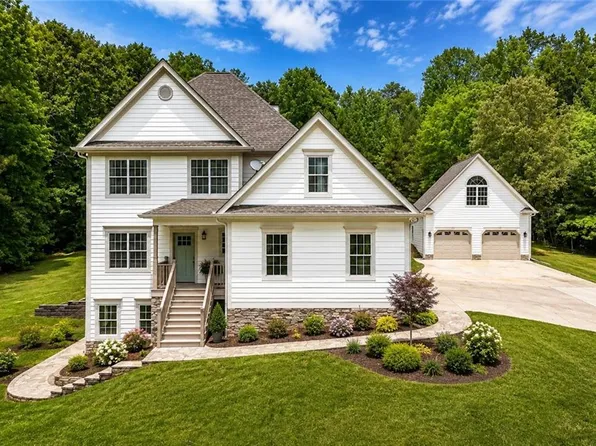 1146 Mann Rd, Douglasville, GA 30134