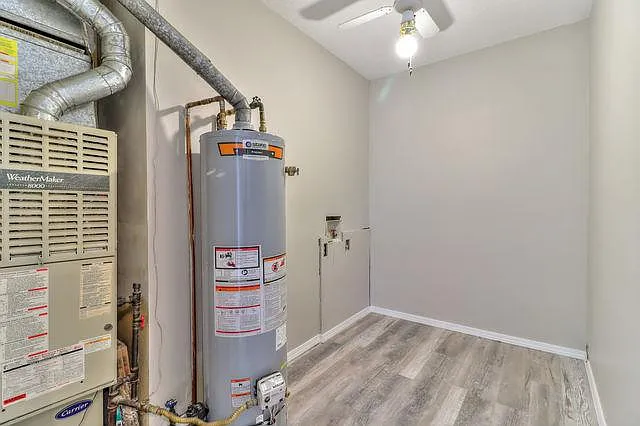 1512 Kings Way — Photo 22
