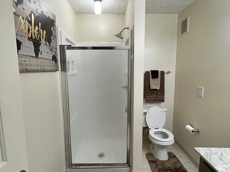 1808 State St #305 — Photo 11