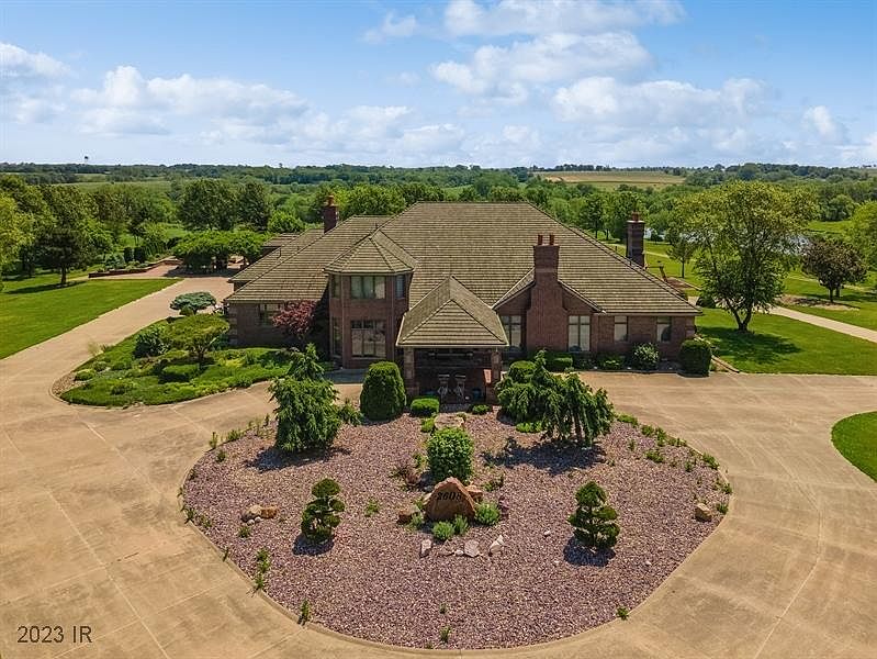 2608 N Jefferson Way, Indianola, IA 50125 MLS 671923 Zillow