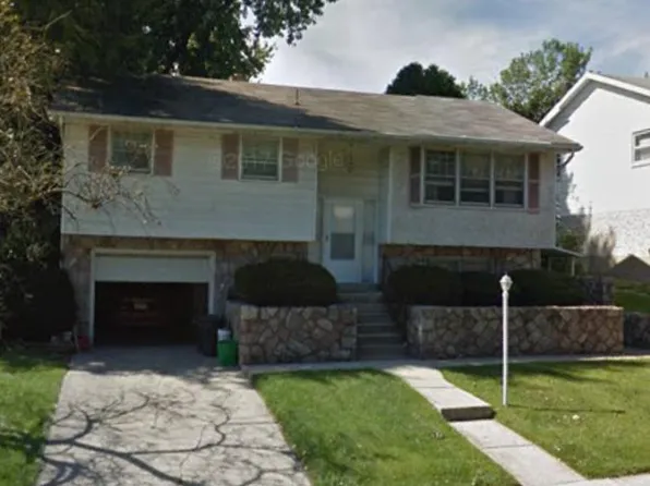 830 N 17th St, Allentown, PA 18104