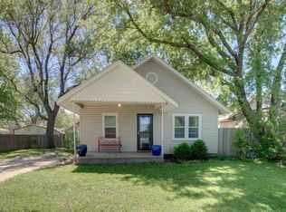 425 S Ridge Rd, Hesston, KS 67062
