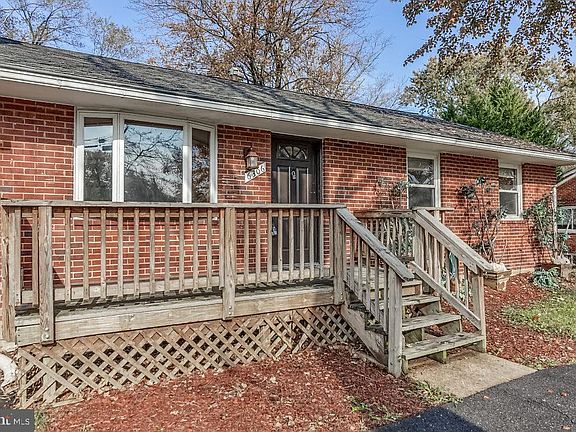 4th image of 6306 Yellowstone Dr