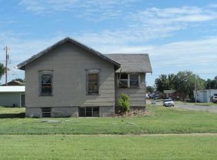 1202 Choctaw St, Alva, OK 73717