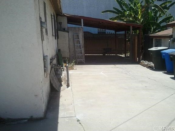 4th image of 329 S 3rd Ave