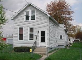 1028 Gordon St, Toledo, OH 43609