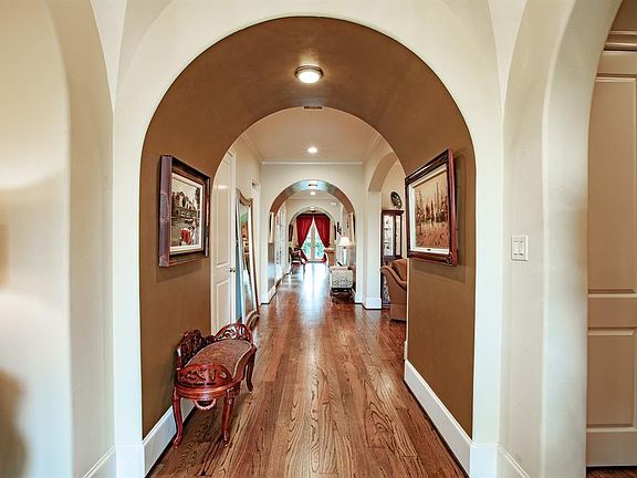 5th image of 15335 Oyster Creek Ln