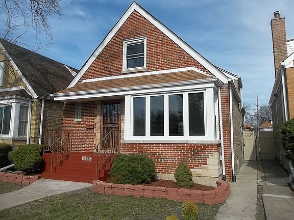 2nd image of 8221 S La Salle St