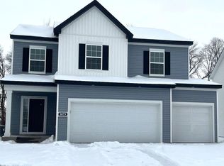 1873 Charleston Ln, Waconia, MN 55387