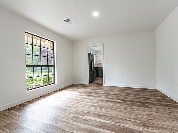 5th image of 16945 Avenue B