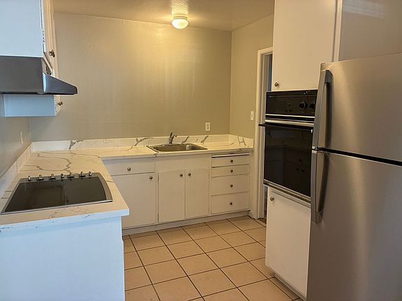 5th image of 835 F St #25