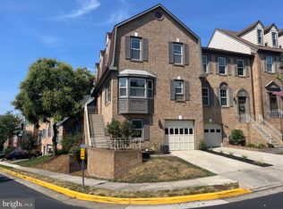 6017 Cromwell Pl, Alexandria, VA 22315