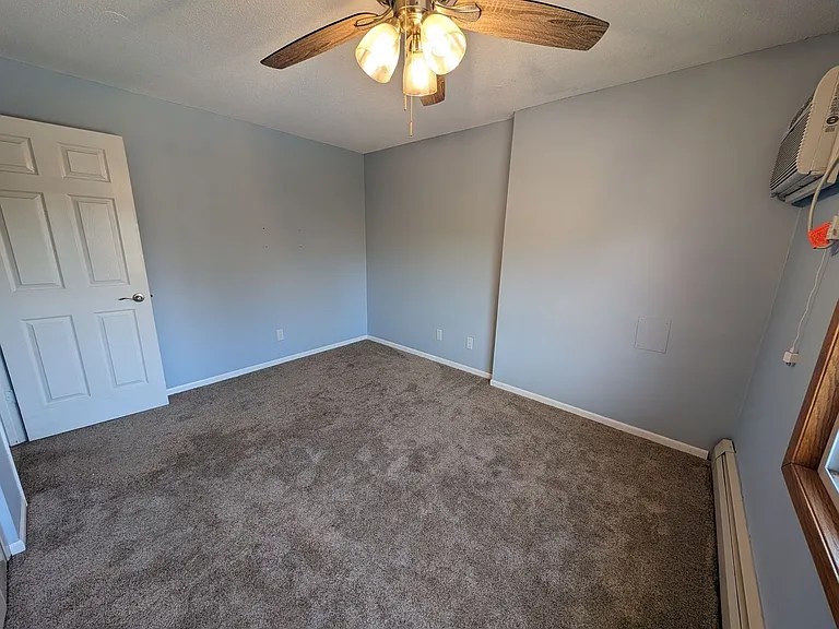 10301 Cedar Lake Rd #319 — Photo 15
