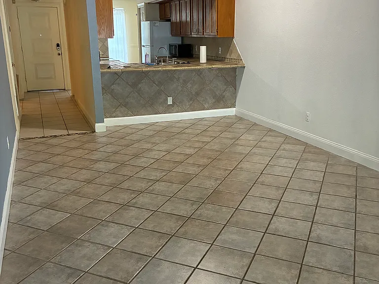 8381 Citrus Chase Dr — Photo 1