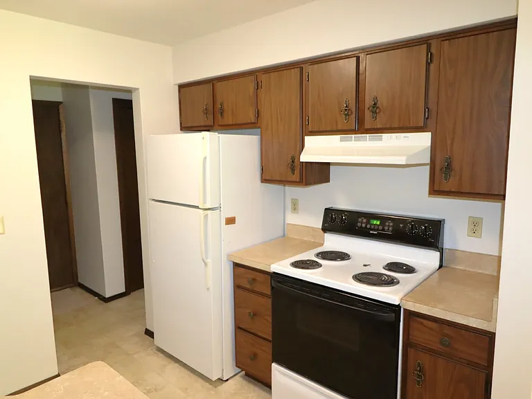 926 E Northwood Dr — Photo 6