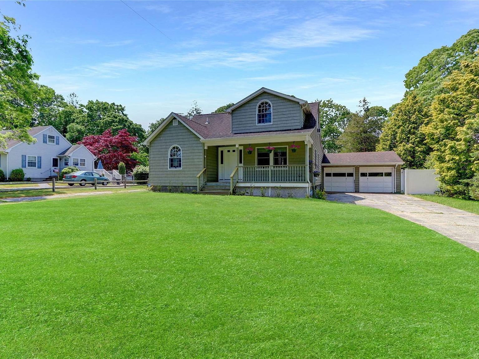 10 Inwood Road, Center Moriches, NY 11934 Zillow