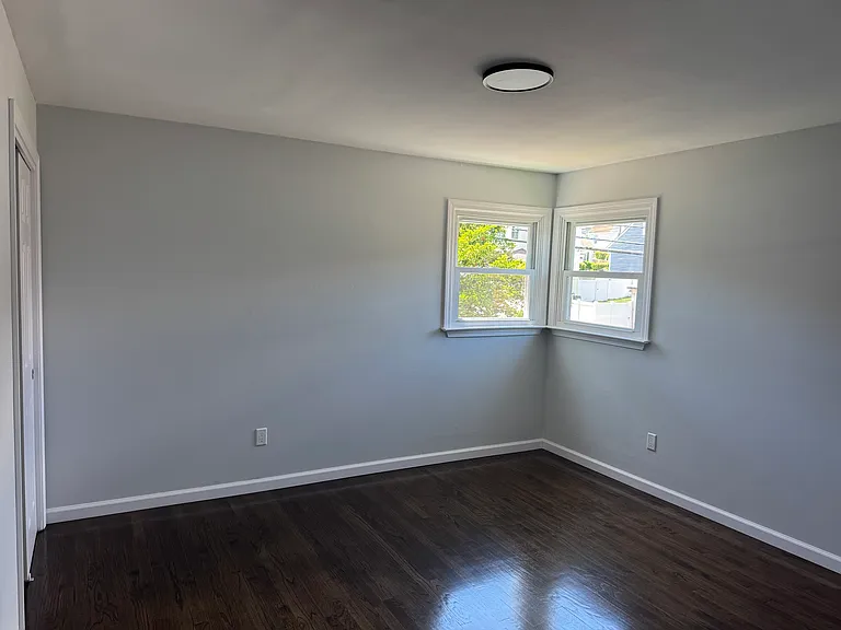 64 Velvet St #2 — Photo 2