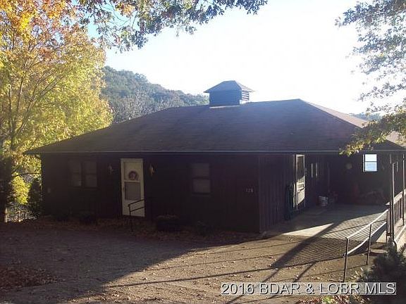 3rd image of 128 Lowana Dr