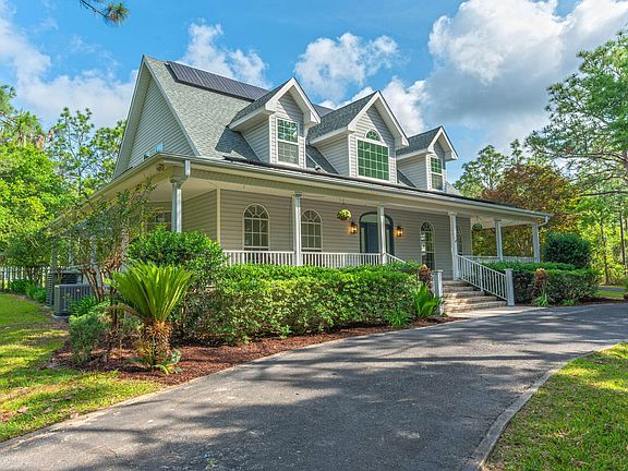 3rd image of 109 Creek Dr
