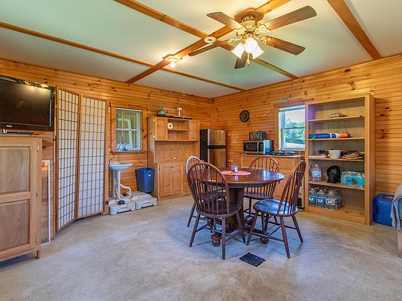 4th image of 5224 Willoughby Lake Road
